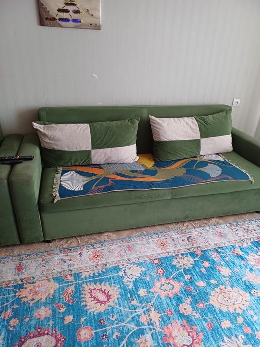 продаю диван с креслом