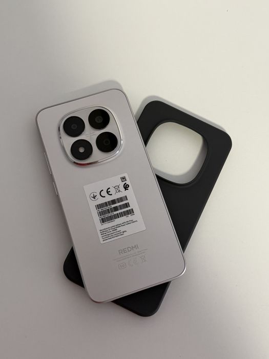 Redmi 15 PRO -5 G -256 Gb /8 Gb ram nou
