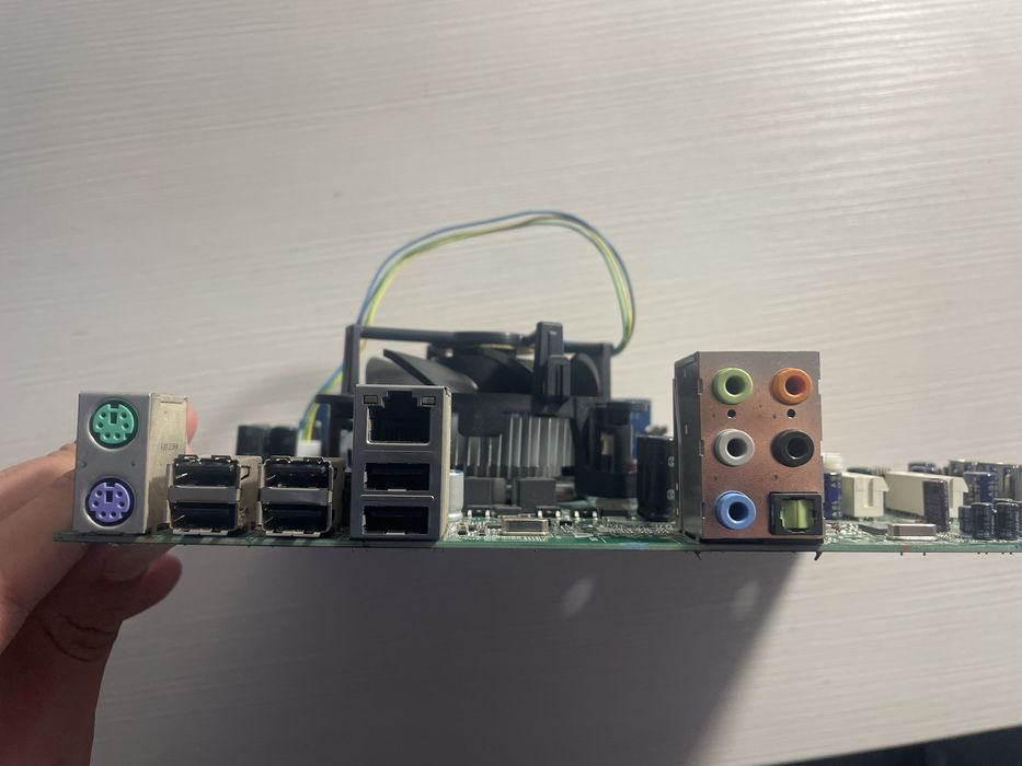 Placa de baza MSI MS-7708