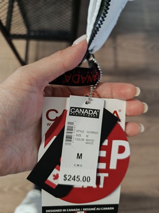 Geaca  noua CANADA alba de iarna femei M