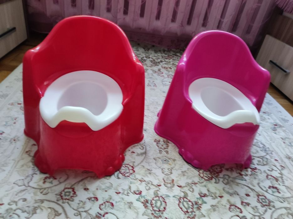 Продам детские горшки