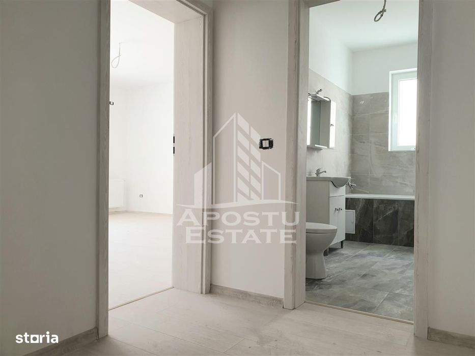 Apartament spatios cu 2 camere etaj intermediar in spate la hotel IQ