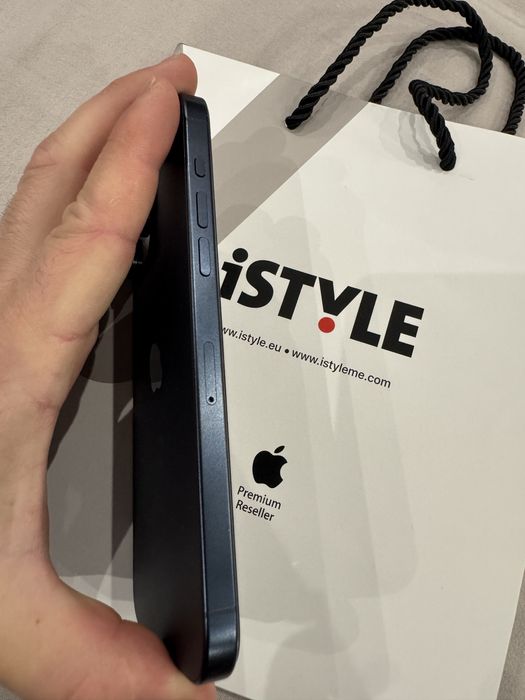 Iphone 15 pro max 2 броя 256 GB BLACK и Iphone 15 pro max 256 GB BLUE