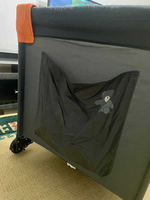 Манеж-кровать в отличном состоянии немецкого качества