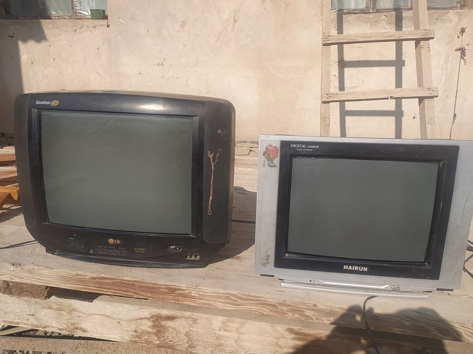 Televizorlar sotiladi