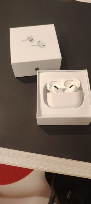 Apple airpods pro 1 gen