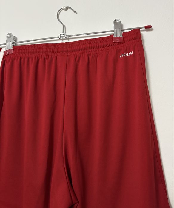 Pantaloni scurti Adidas