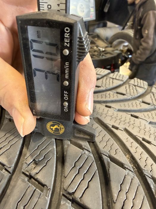 Michelin Гуми 255 50 19 зимни