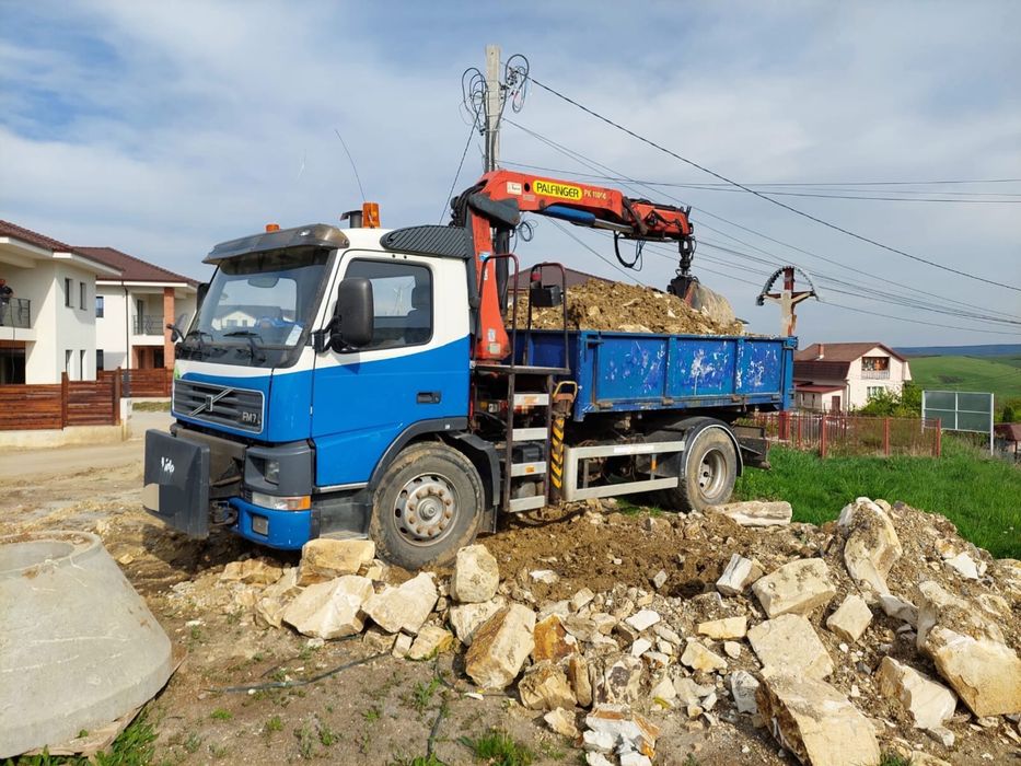 Camion VOLVO FM7