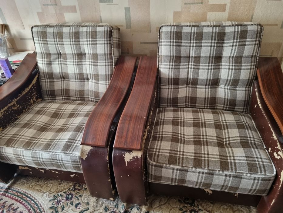 Домашние Кресла отличные