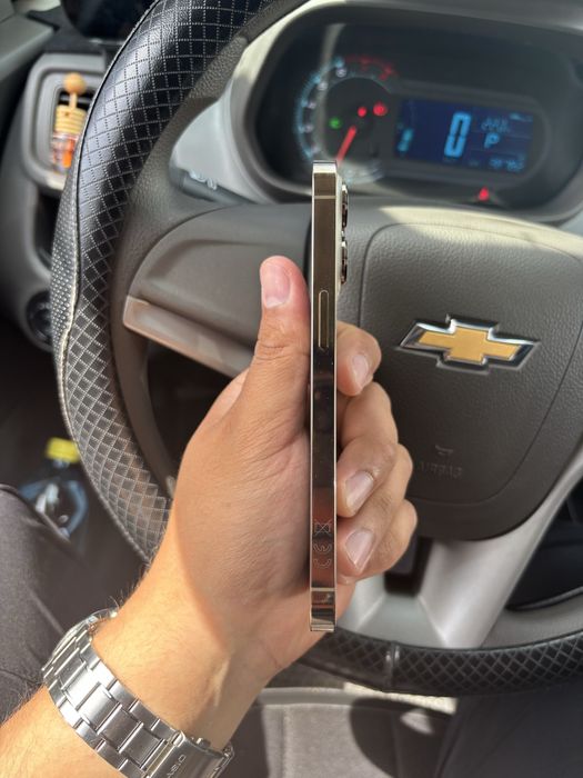 Продам iPhone 13 Pro 256gb