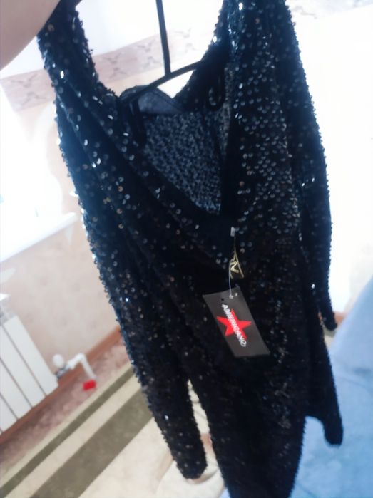 Платье чёрное размер 48