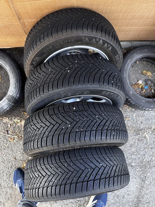 16” 5x120 7j ET20 с нови зимни гуми 205/55/16 Дот 25