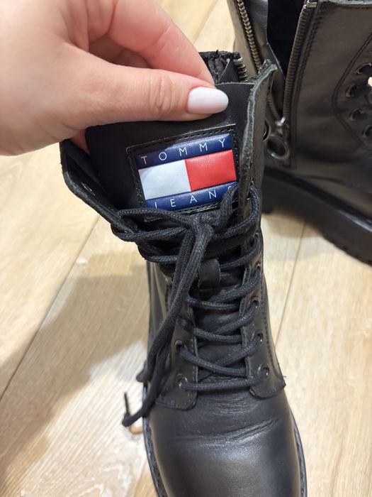 Bocanci Tommy Hilfiger 36 piele naturală