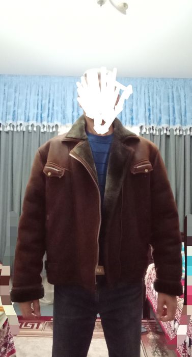 Продаётся дублёнка в хорошем состоянии.
