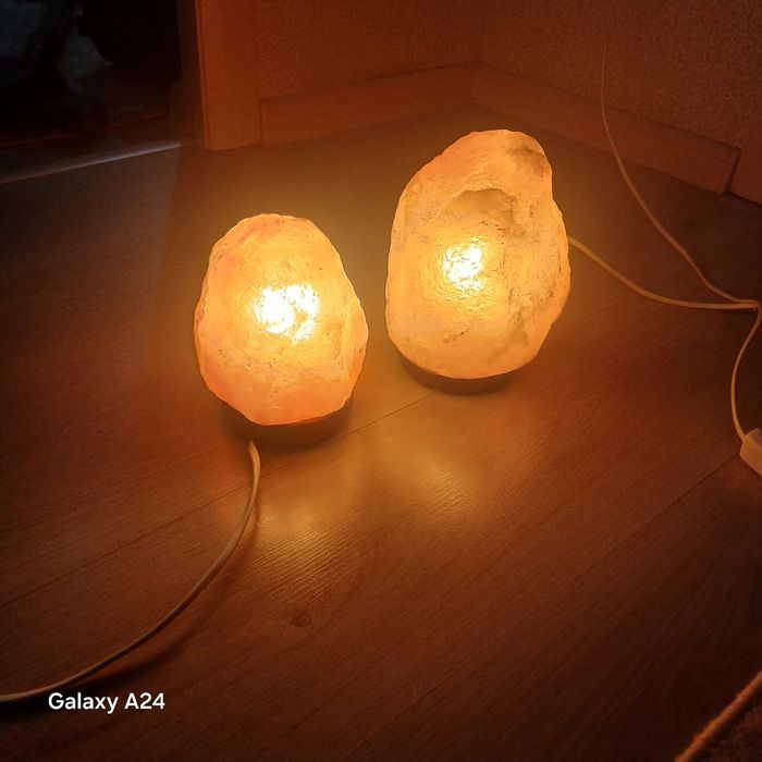 Солевая лампа
Натуральная гималайская соль
Очищает воздух
Успокаивает