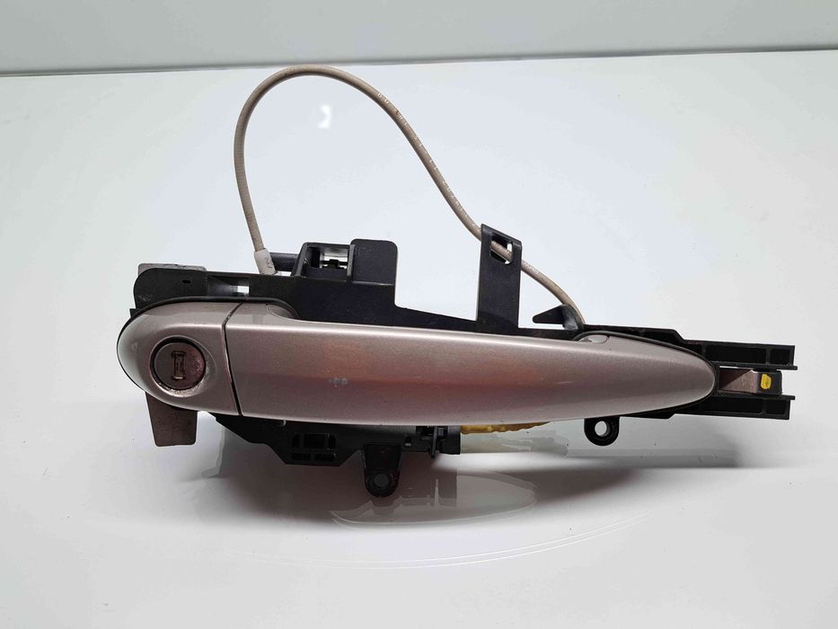 Maner usa dreapta fata Bmw 1 cabriolet (E88) [Fabr 2008-2013] A72 KASC