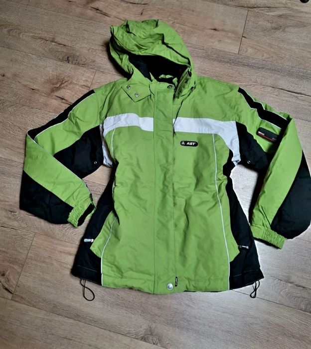 Geaca ski AST cu sistem RECCO