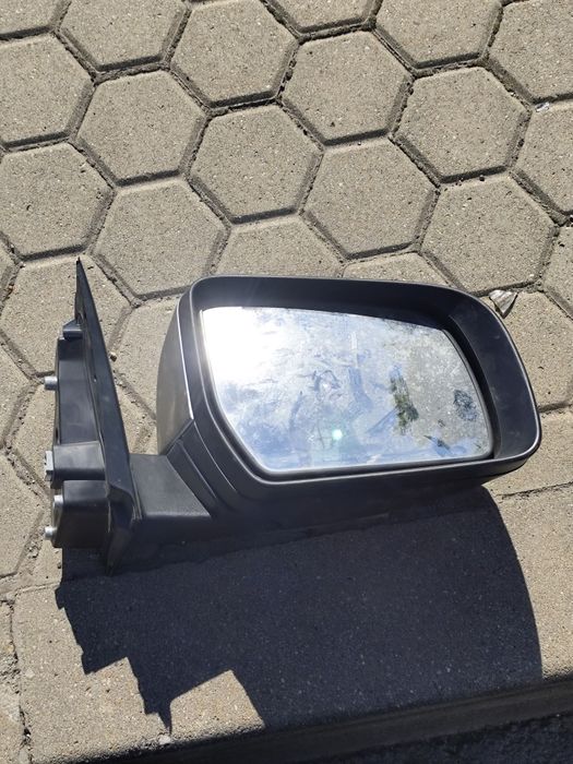 Днес на огледало на ford ranger 2015 година