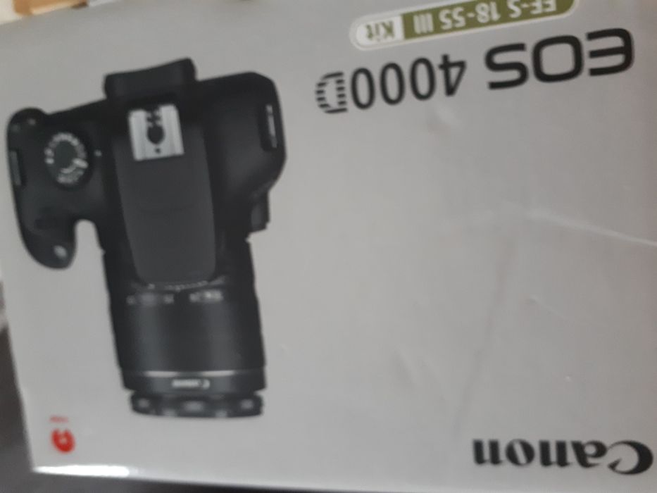 De vânzare. Aparat de fotografiat Canon .
