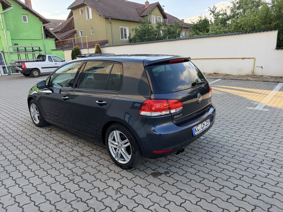 Vand volkswagen  golf 6 1,4 tsi,122 ps ,6viteze import Germania !