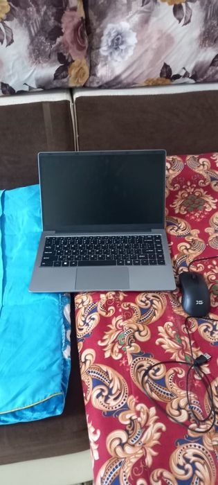 Срочно продам ноутбук офисный