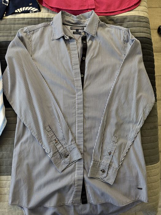 Tommy Hilfiger оригинални нови ризи, размер XS-S