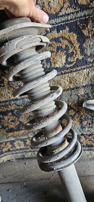 Амортизаторы Subaru Forester SH 2008г