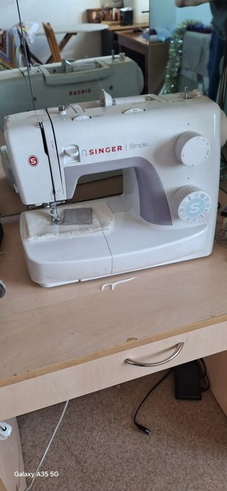 Швейная машинка SINGER