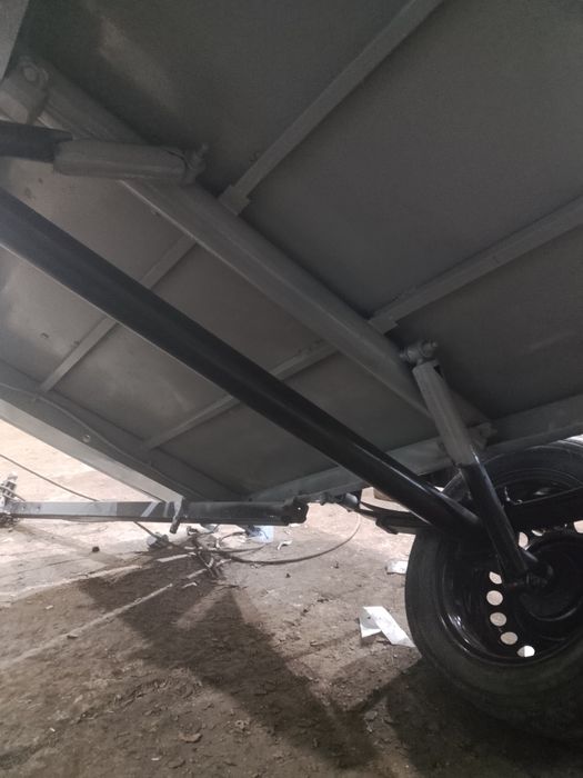 Прицеп легковой .