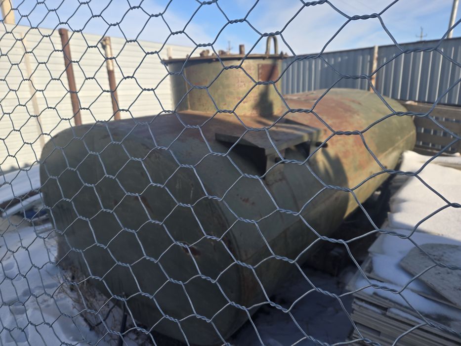 Продам цистерна 5куб