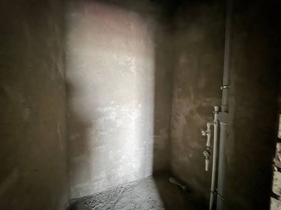 Срочно продаётся 3х-комнатная квартира коробка