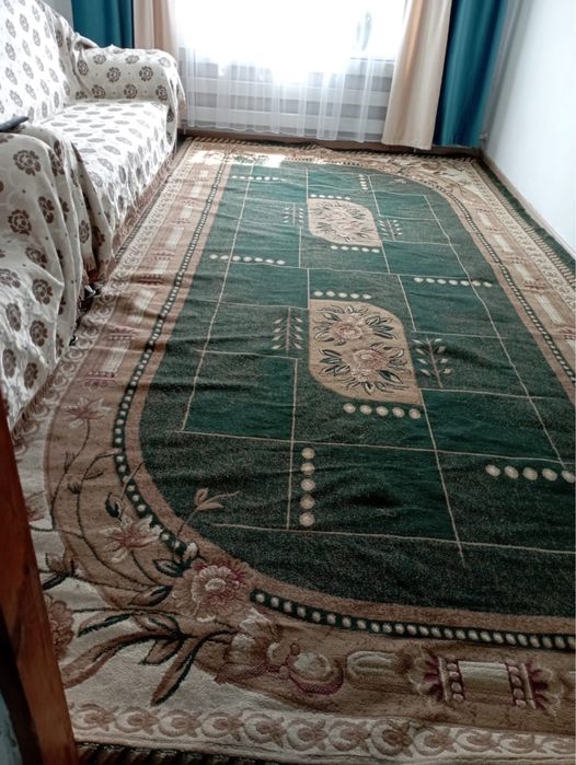 Ковер размером 2.40*4.80