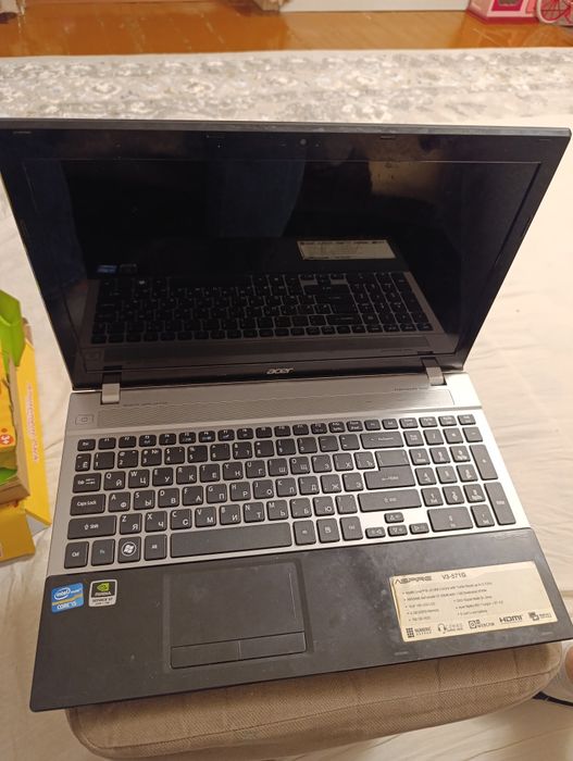 Продам ноутбук б/у Acer V3 571G