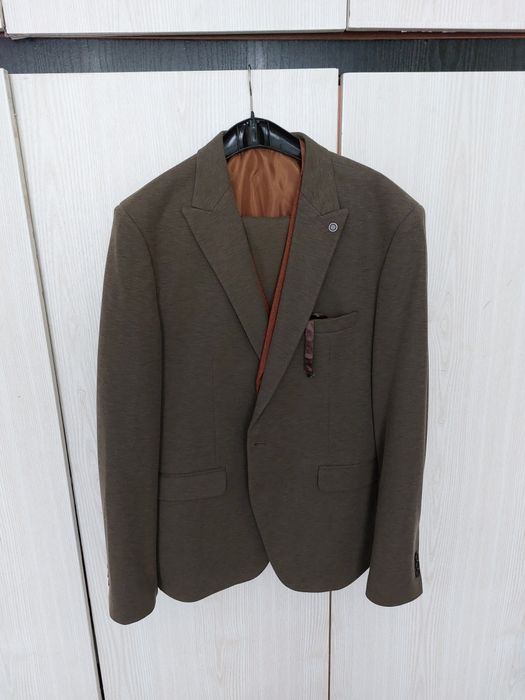 Мъжки официален костюм (КОМПЛЕКТ)