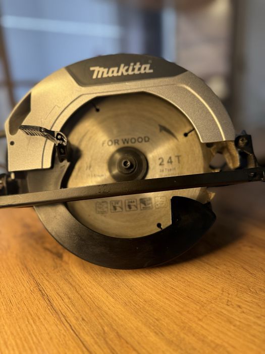 Дисковая пила Makita