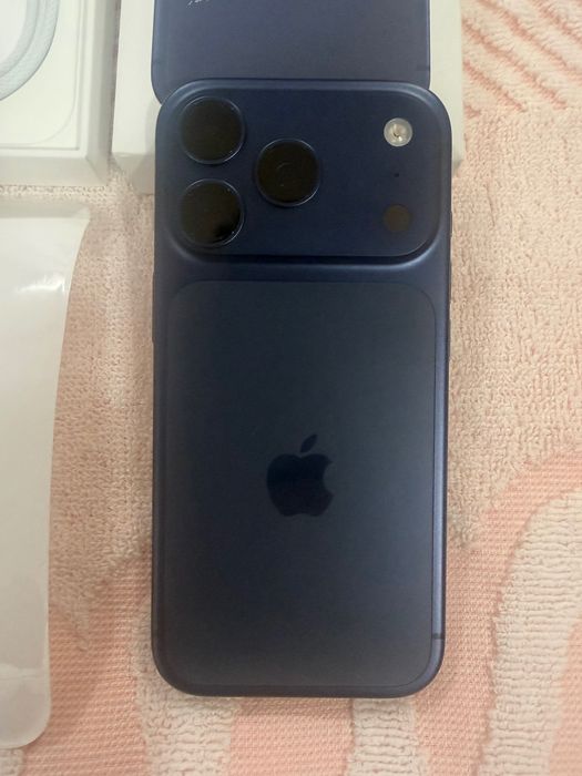 КАТО НОВ iPhone 17 про 256 ГБ