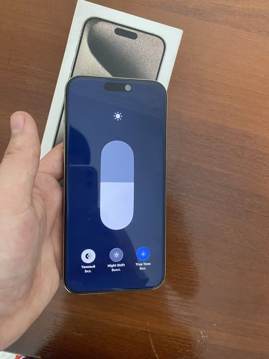 Iphone 15 pro max 256 gb  holati ideal ochilmagan karobka dokument