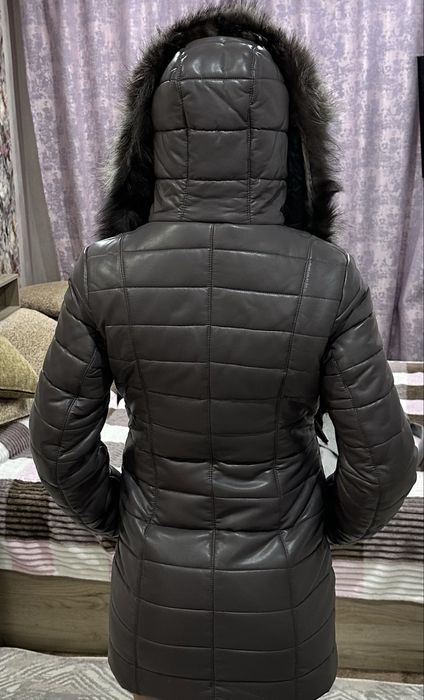 Продам зимнюю куртку