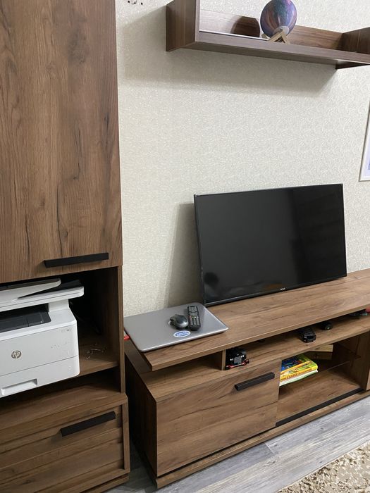 Продам стенку в гостиную