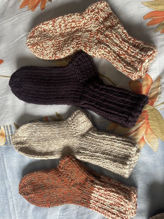 Ciorapi lucrati manual