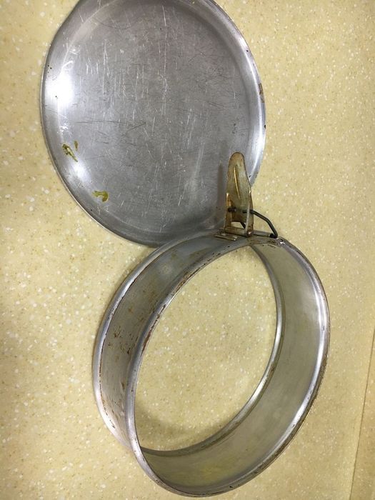 Продаётся разъёмами форма для выпекая тортов советских времен