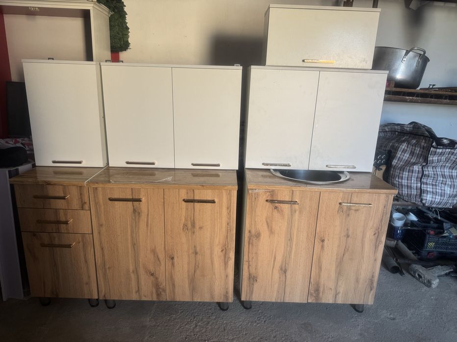 Продается кухонный гарнитур