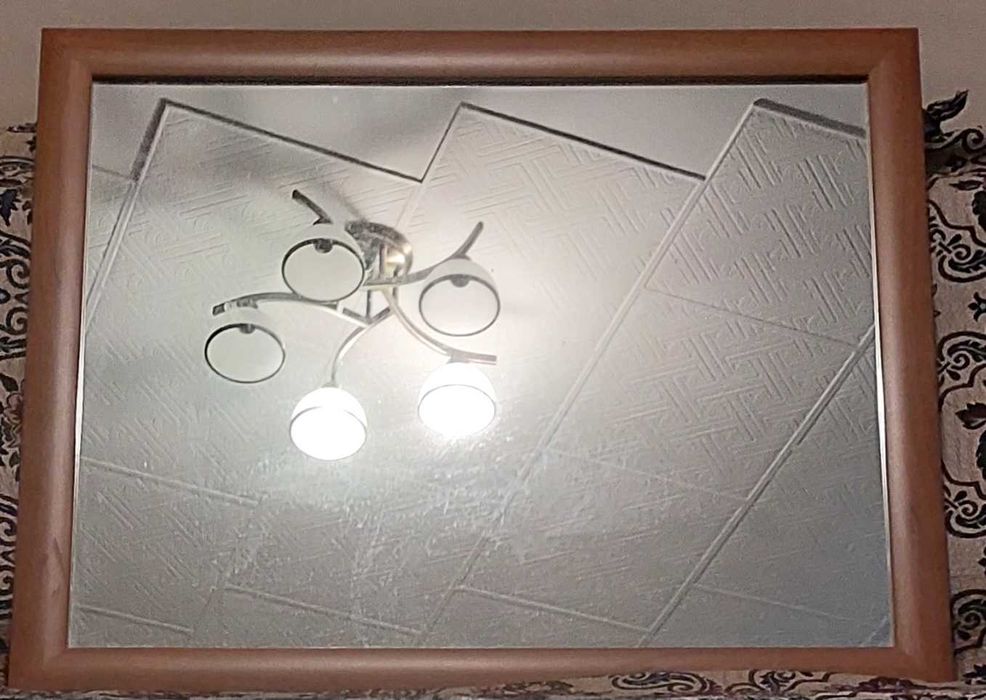 Зеркало от туалетного столика.