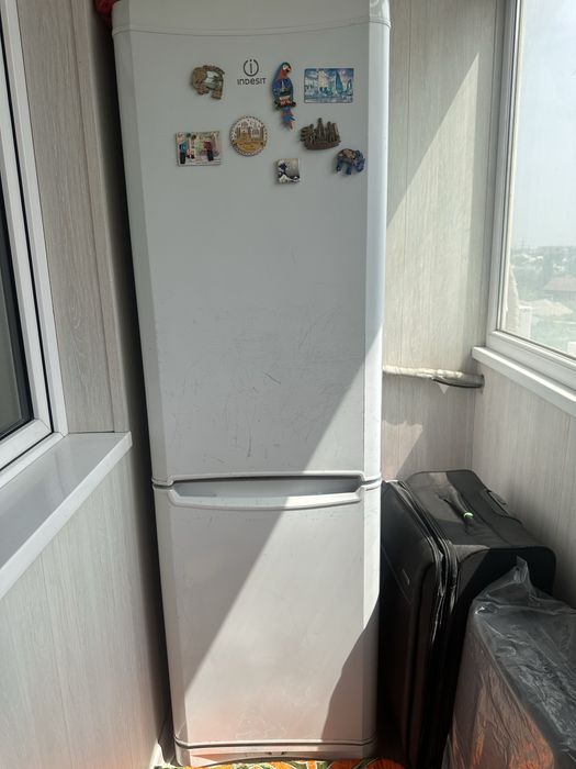 Продается Холодильник