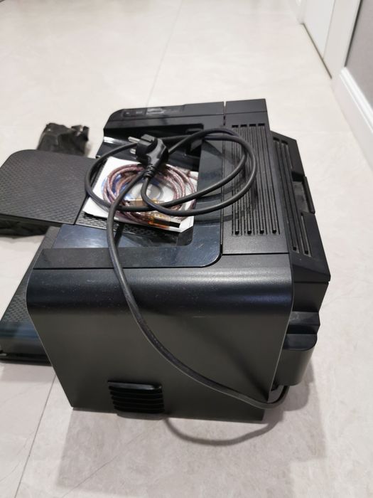 Принтер HP LaserJet P1606dn