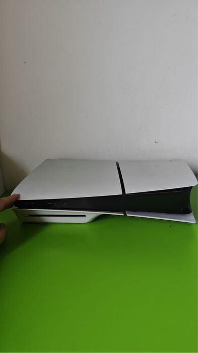 De vanzare PlayStation 5