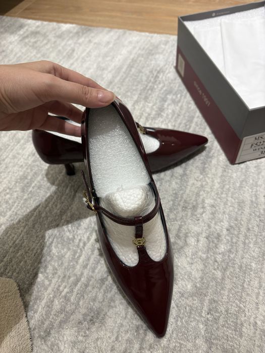 Новые кожаные туфли