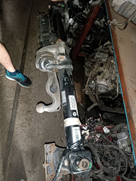 Теглич от Мерцедес ГЛ електрически