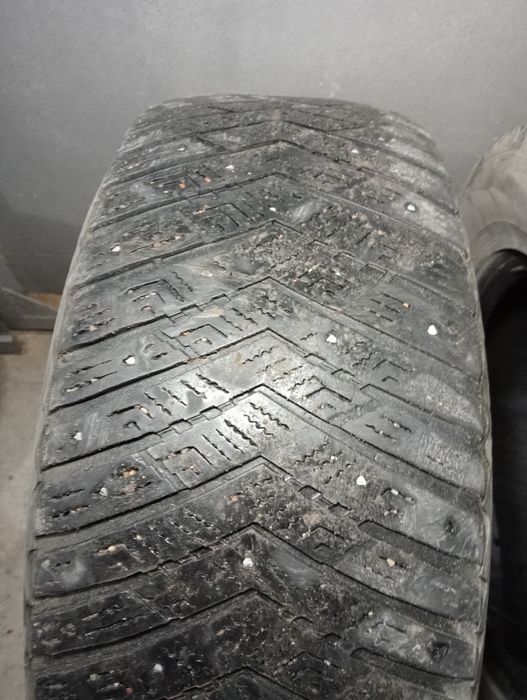 Шины 265/65/17 продам